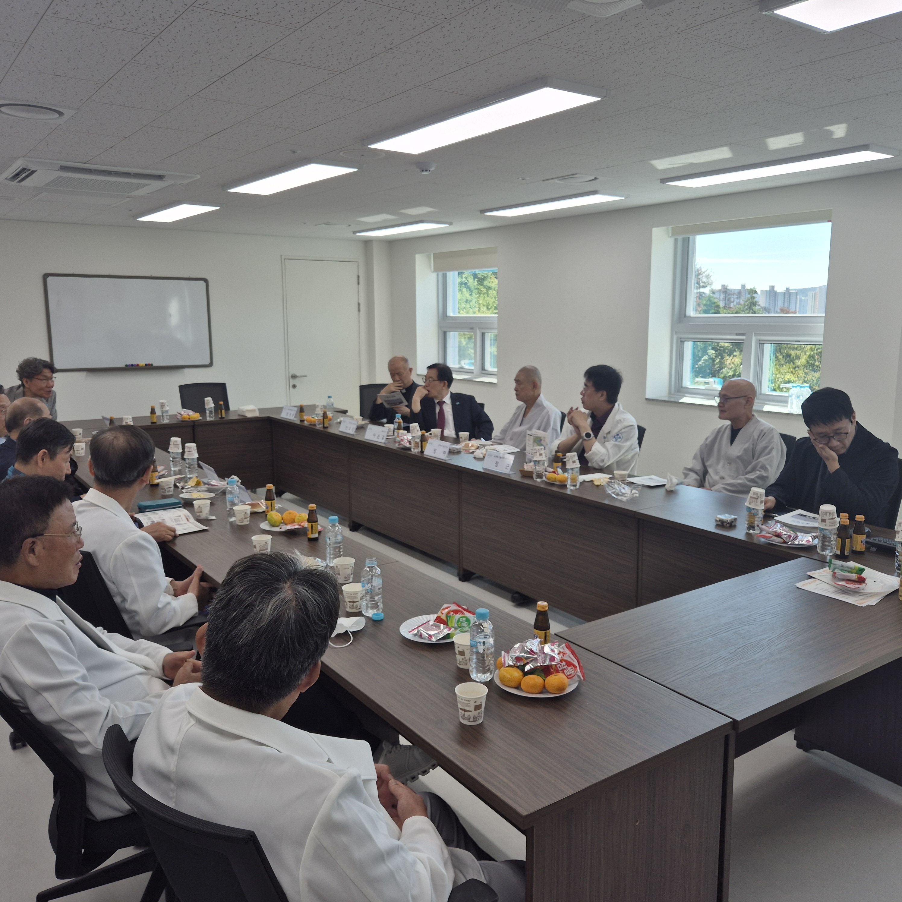 KakaoTalk_20261022_153710345_02.jpg